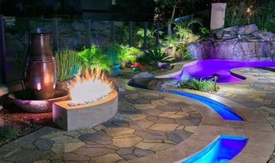 Custom Rockscape Pool Builders 8