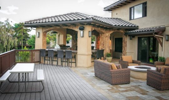 outdoor-deck-living-space