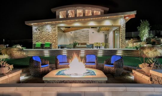 sunken-fire-pit-outdoor-living-room